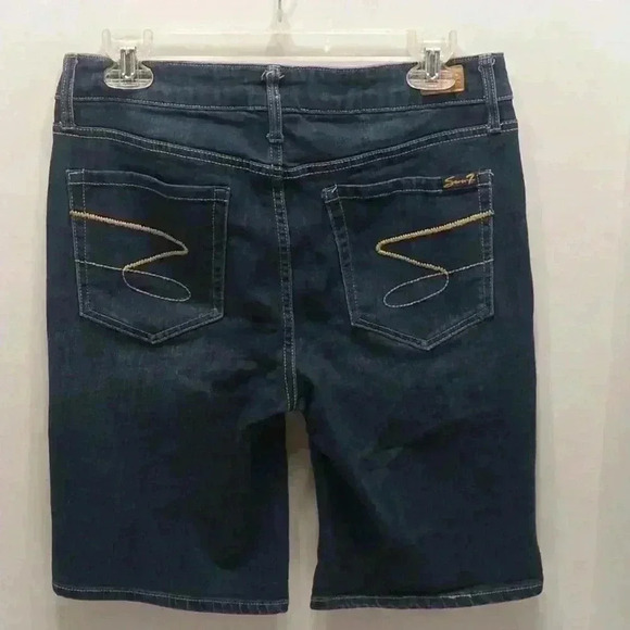 Seven7 Women 6 Blue Denim Sunset Bermuda Shorts - Picture 2 of 5